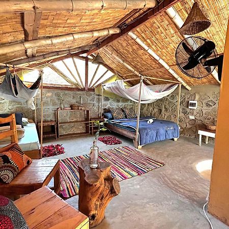 Butterfly Space- A Non-Profit Eco-Lodge Nkhata Bay ภายนอก รูปภาพ