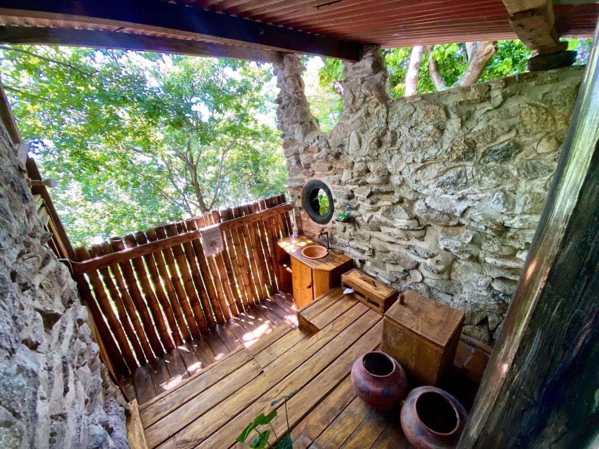 Butterfly Space- A Non-Profit Eco-Lodge Nkhata Bay ภายนอก รูปภาพ
