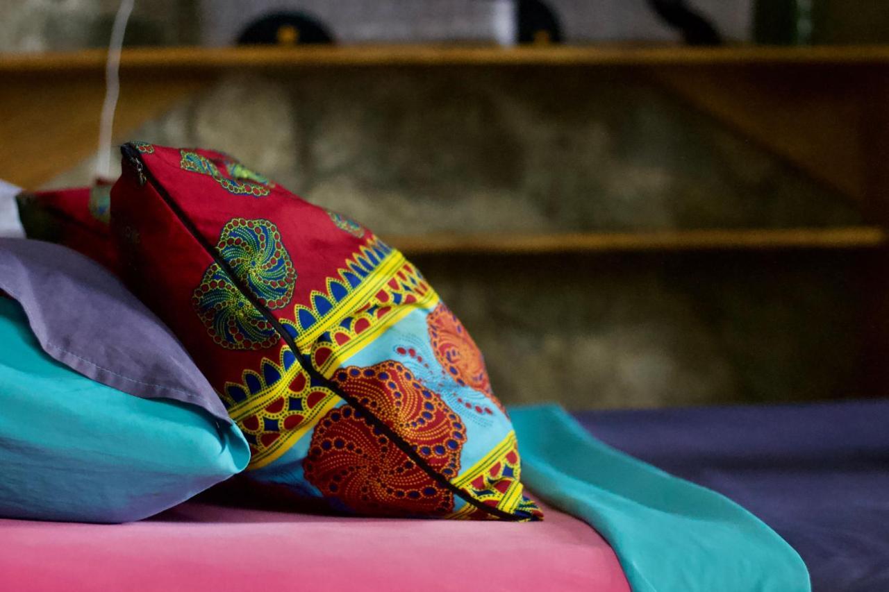 Butterfly Space- A Non-Profit Eco-Lodge Nkhata Bay ภายนอก รูปภาพ